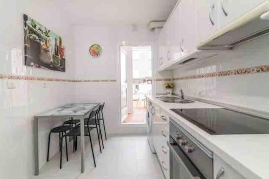 Apartment Precioso 3bdr A 50 M De La Playa